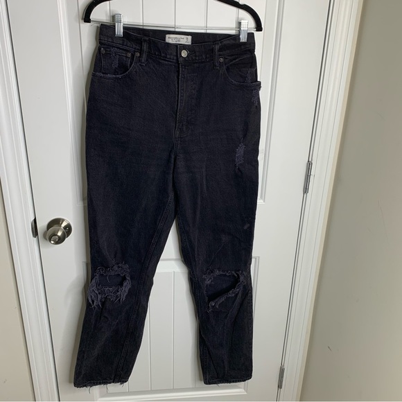 Abercrombie Fitch black 90s straight ultra high rise distressed jeans size 28 - Picture 1 of 10